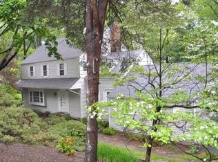 32 Fieldstone Dr, Morristown, NJ 07960