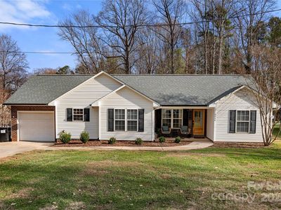 2546 Las Brisas Ln, Denver, NC, 28037
