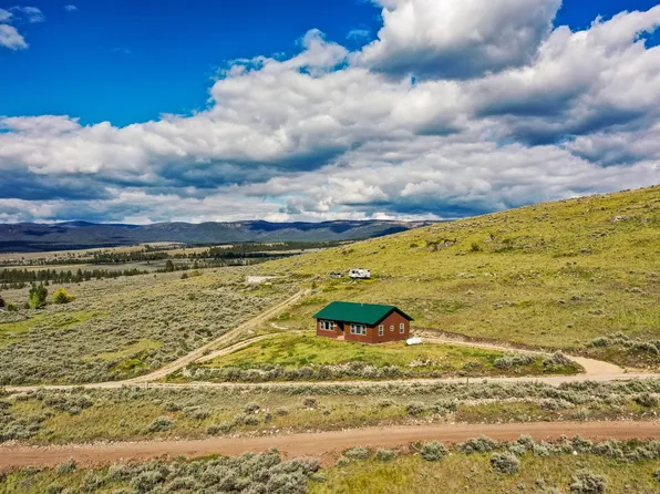 1052 Kyleighs Ln, Stevensville, MT 59870