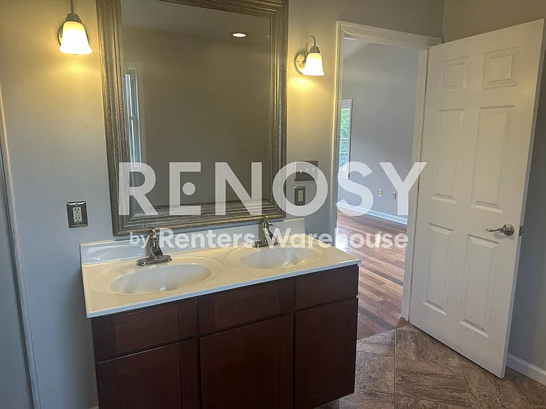 8900 Millers Island Blvd — Photo 16