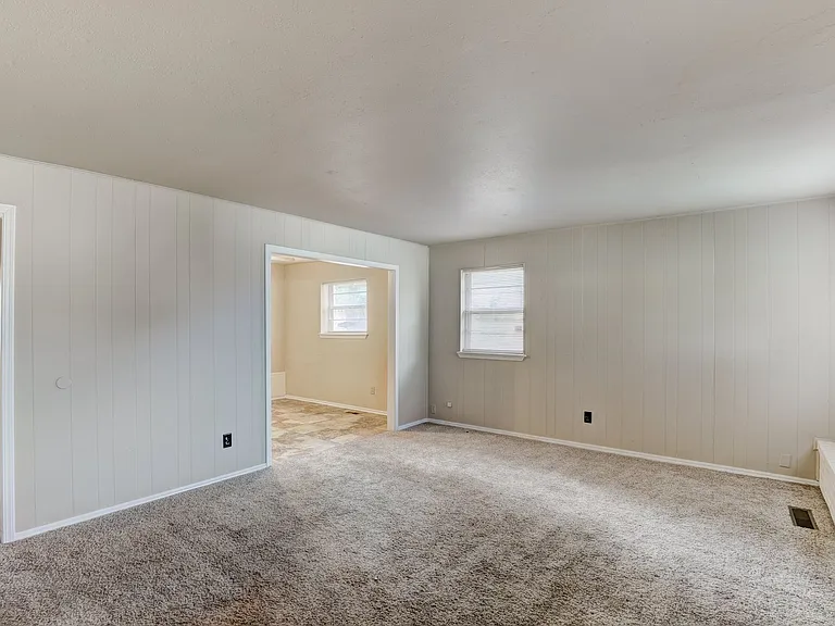 7507 Knight Lake Dr — Photo 11