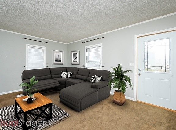 4th image of 5722 Lincoln Ave