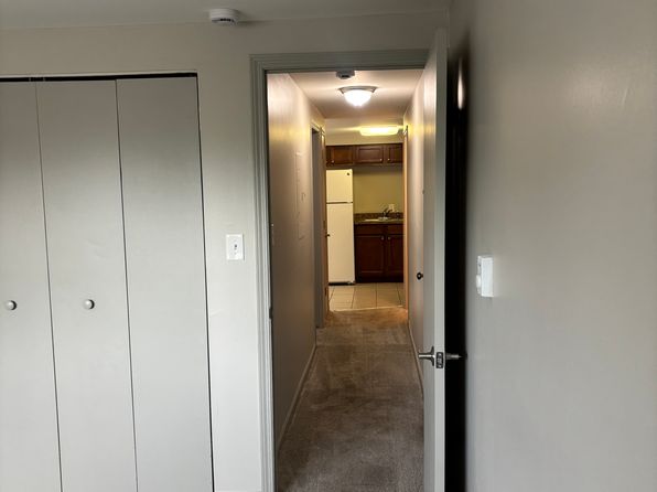 17320 Ridgeland Ave APT 2B