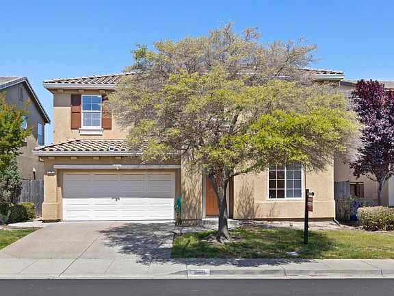 2nd image of 5749 Oakmont Dr