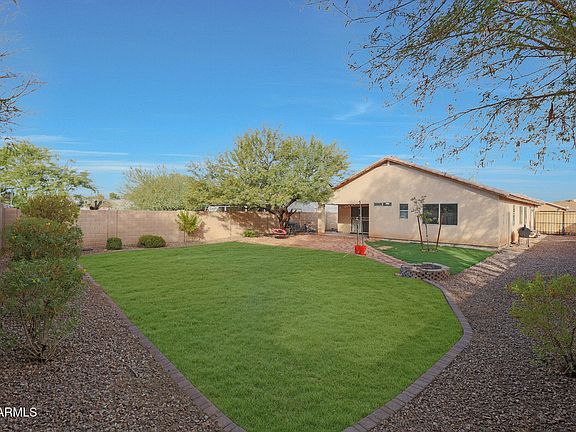 3rd image of 8841 W MINNEZONA Avenue