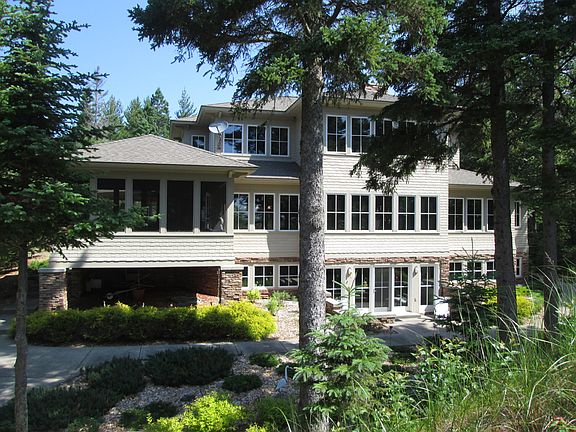 2nd image of 3601 Michibay Dr