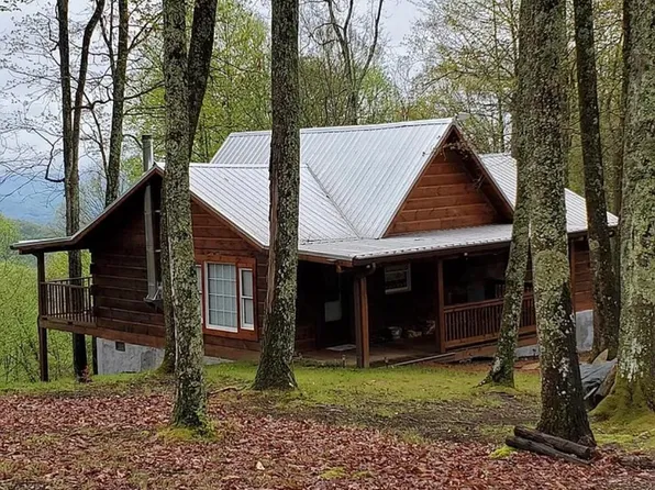 1405 Coal Pit Branch Rd, Fort Blackmore, VA 24250