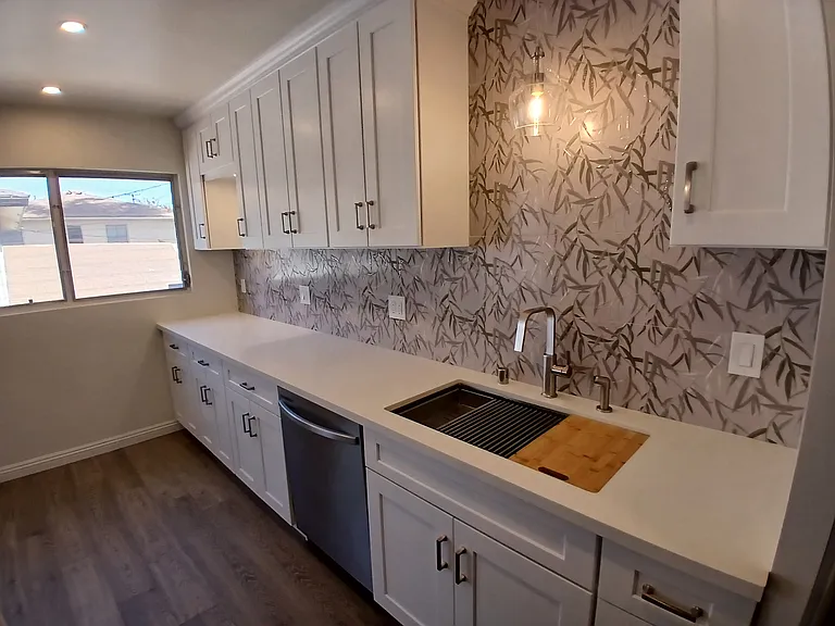 317 Walnut Ave #6 — Photo 15