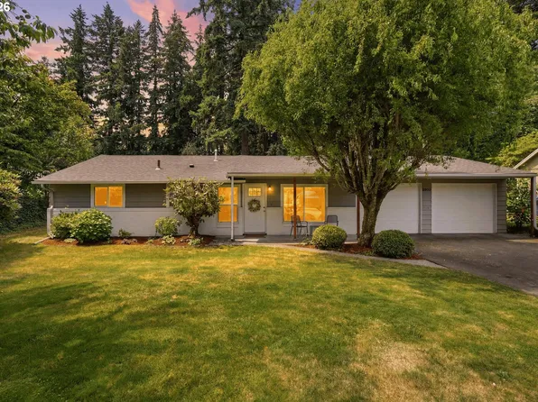 18833 SE River Rd, Milwaukie, OR 97267