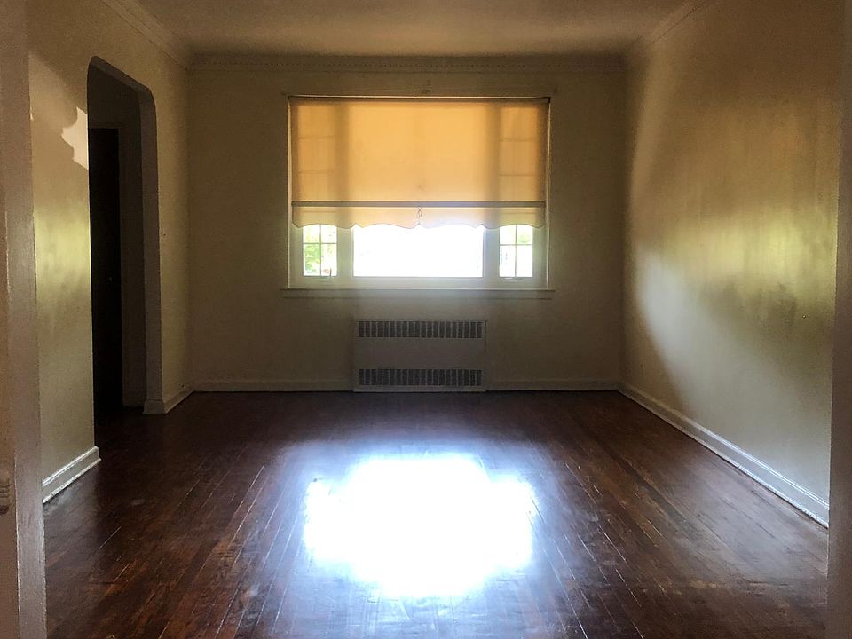 1st image of 1315 E 51st St Floor 1
