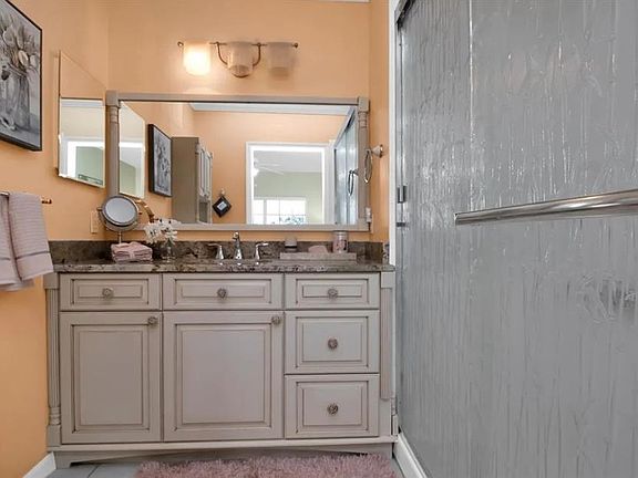 4th image of 19335 Water Oak Dr Unit 108