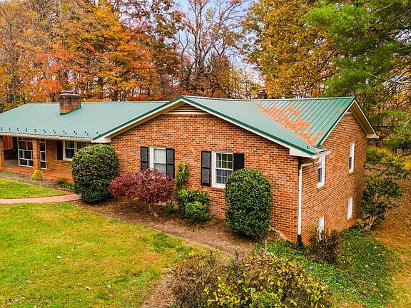 2nd image of 1418 Lockewood Dr