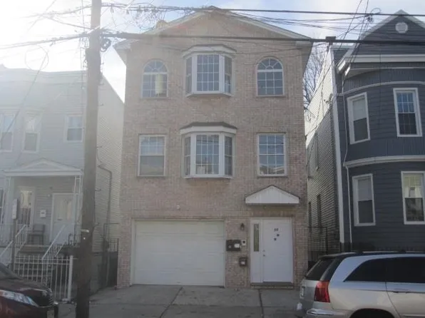 99 Bidwell Avenue image 1 of 16