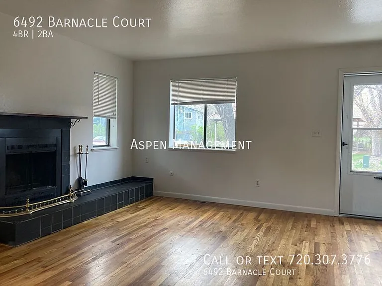 6492 Barnacle Ct — Photo 3