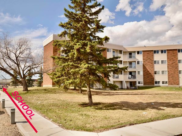 11255 31st Ave NW #19, Edmonton, AB T6J 3V6