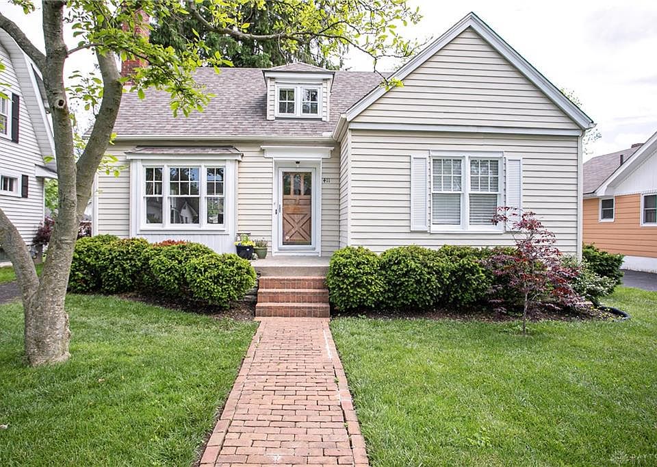 1st image of 411 Hadley Ave
