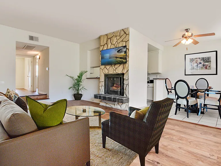 5207 Zelzah Ave — Photo 19