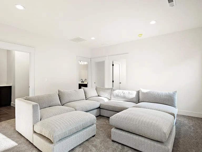 2490 W Iron Coop St #1 — Photo 17