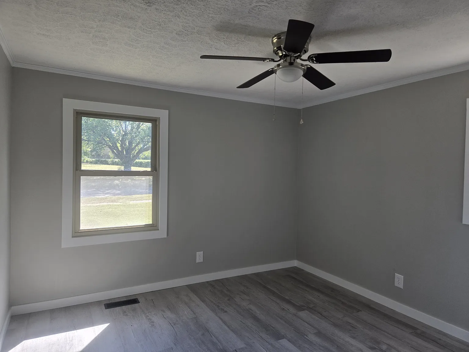 3 bed, 1263 sqft, $1,700 — Photo 4