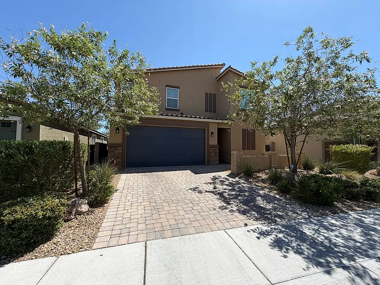 4345 Stardusk Falls Ave — Photo 1