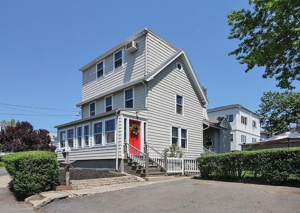 1st image of 200 Bradstreet Ave