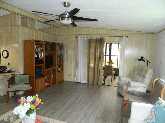 3rd image of 2425 Harden Blvd Lot 257