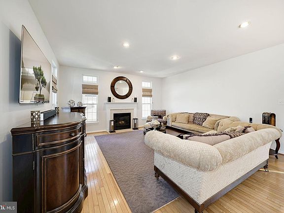 4th image of 13607 Parreco Farm Ct