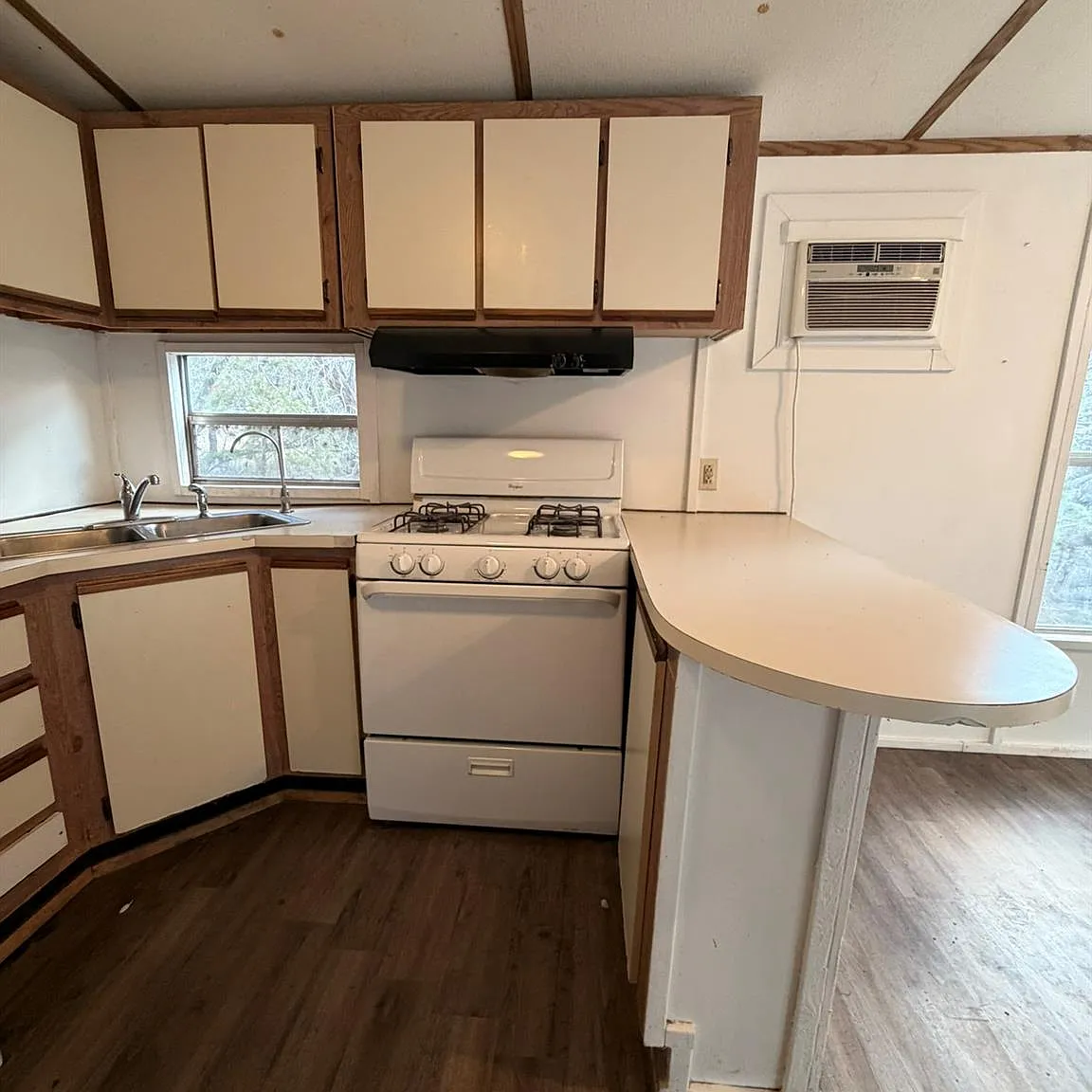 1 bed, 1.0 bath, 400 sqft, $875 — Photo 4