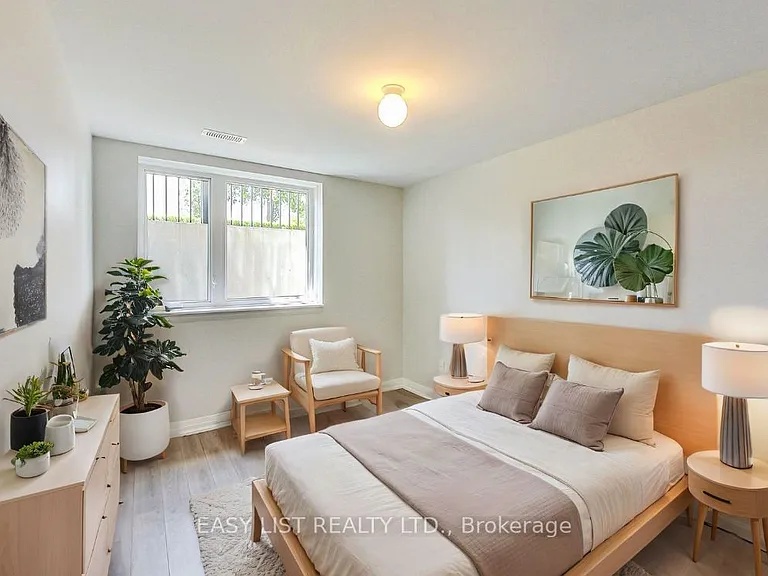 1210 Main St E #102 — Photo 8
