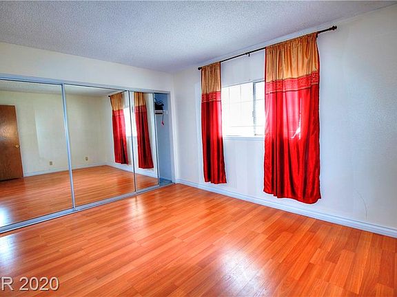 3rd image of 4281 Sanderling Cir Unit 132
