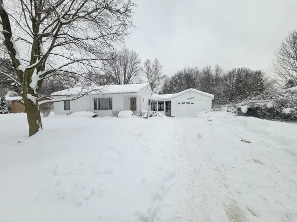 2288 W Giles Rd, Muskegon, MI 49445