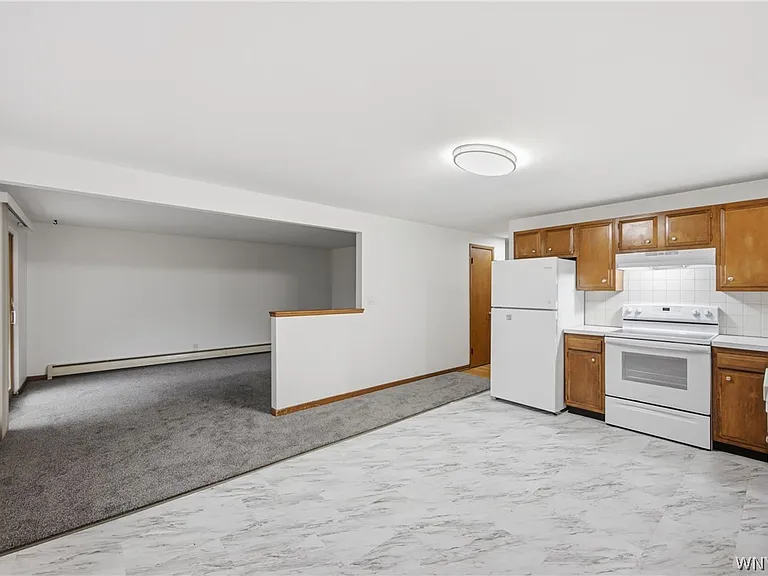 2500 Sheridan Dr #16 — Photo 4