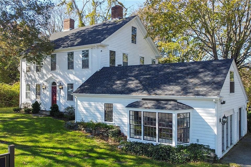 2538 E Main Rd, Portsmouth, RI 02871 Zillow