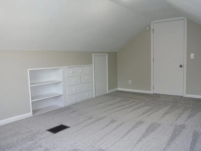 3121 Clifford Ave — Photo 27