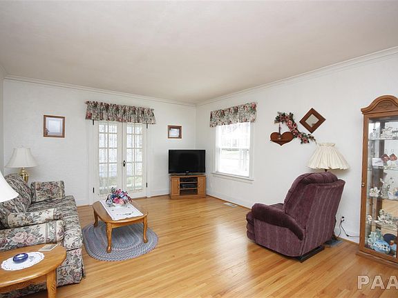3rd image of 1003 E Willcox Ave