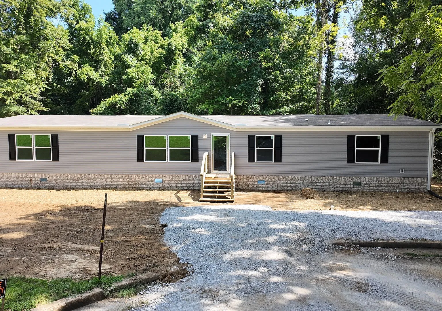 Single-family Home — Photo 1
