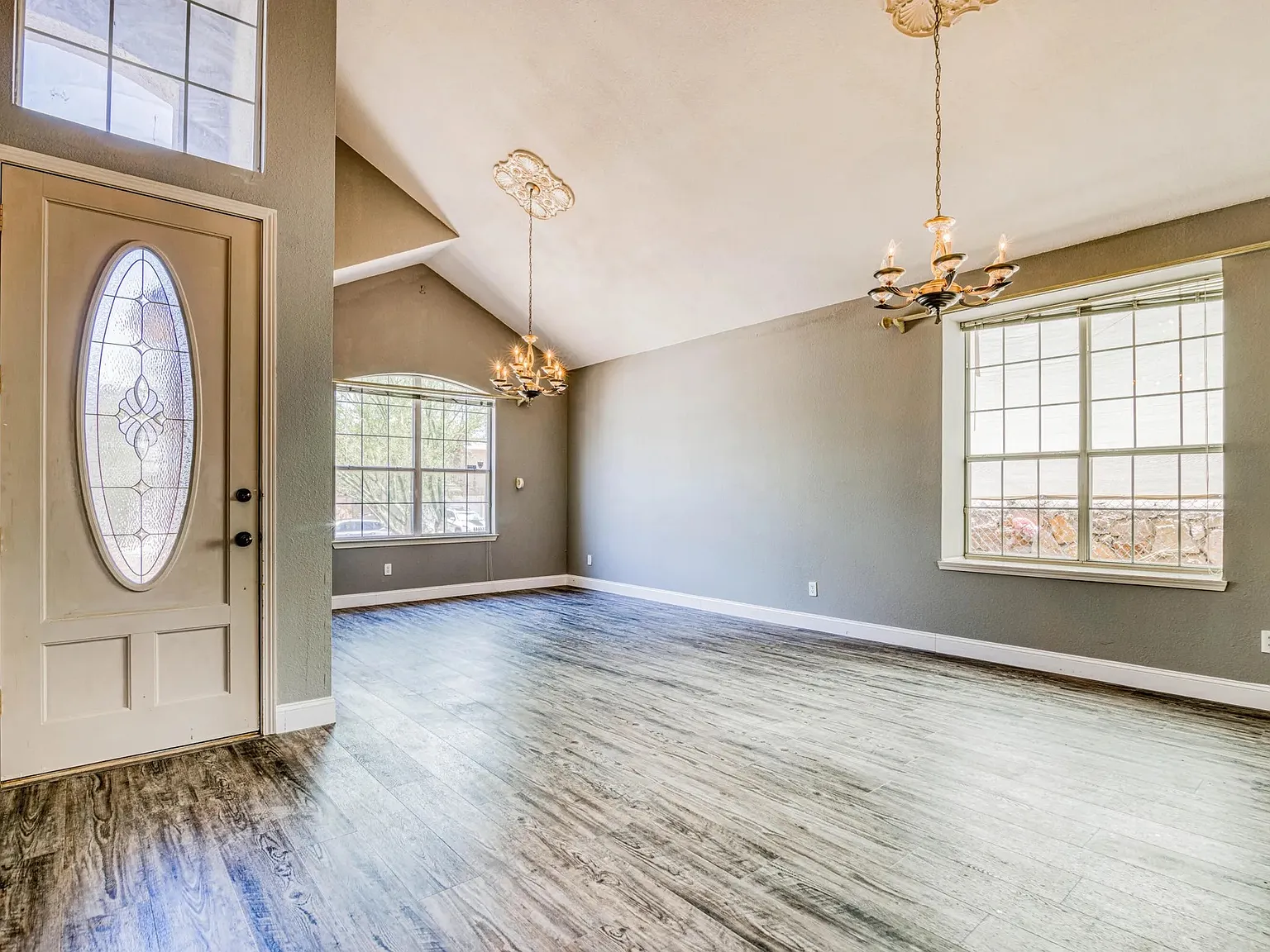 4 bed, 2762 sqft, $2,200 — Photo 4