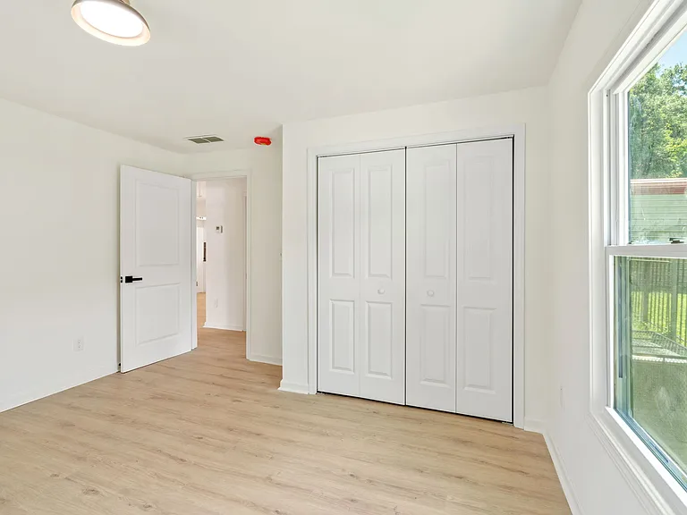 149 Edwards St NW — Photo 24