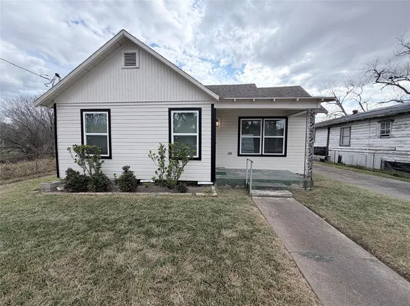 1526 E 32nd 1/2 St, Houston, TX 77022