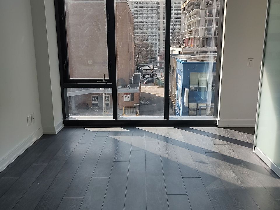 Building Photo 3