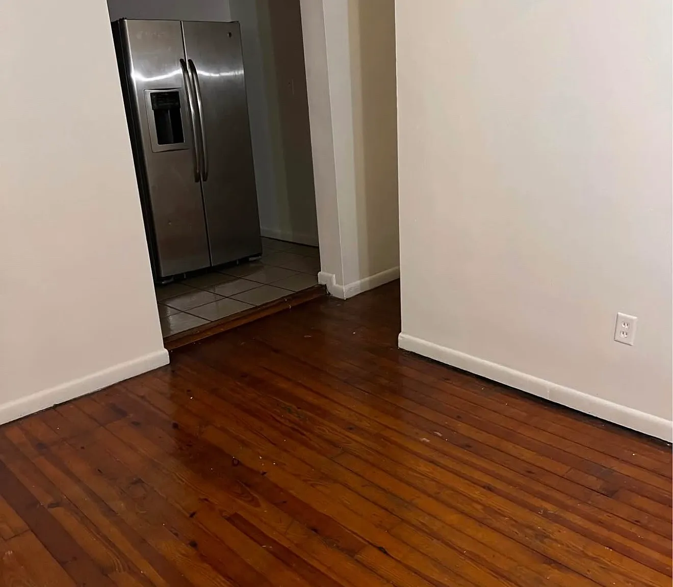 3 bed, $1,500 — Photo 2