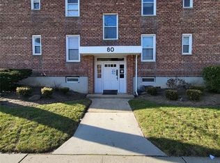 80 Gibson Blvd APT 1B, Valley Stream, NY 11581