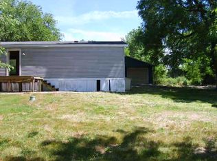 2633 N Portland Arch Rd, Covington, IN 47932