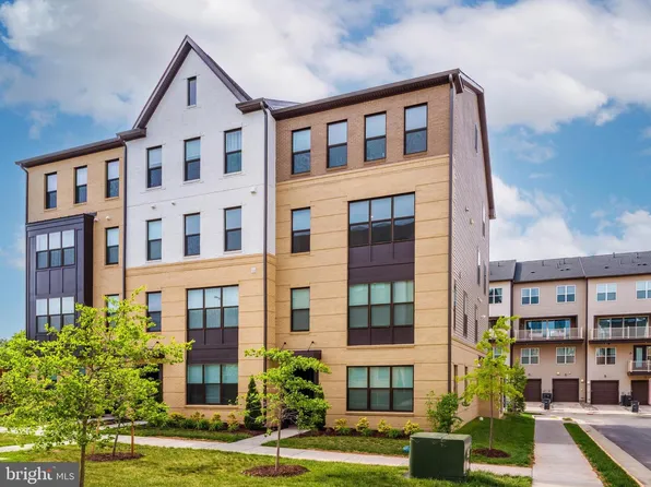4902 Longmire Way Unit 24, Chantilly, VA 20151