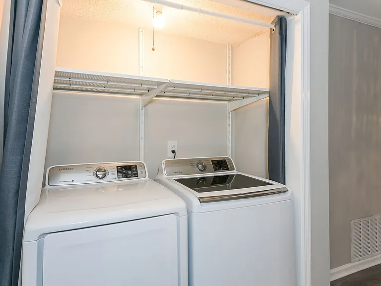 2505 W Broad St #122 — Photo 15