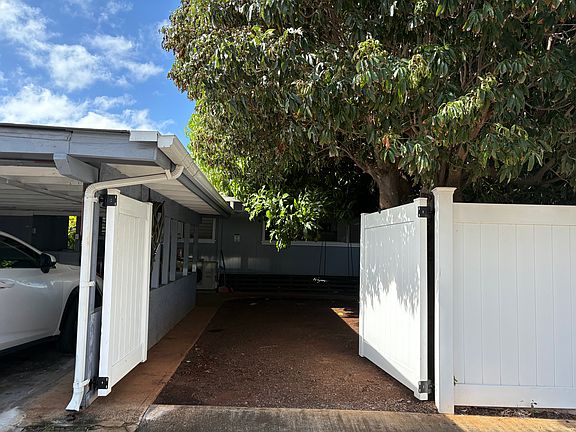 2nd image of 98-205 Kaulike Dr