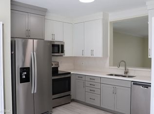 16226 Emerald Cove Rd, Fort Lauderdale, FL 33331