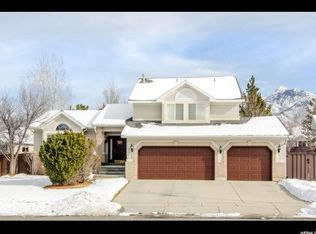 10305 S Sego Lily Dr, Sandy, UT 84092