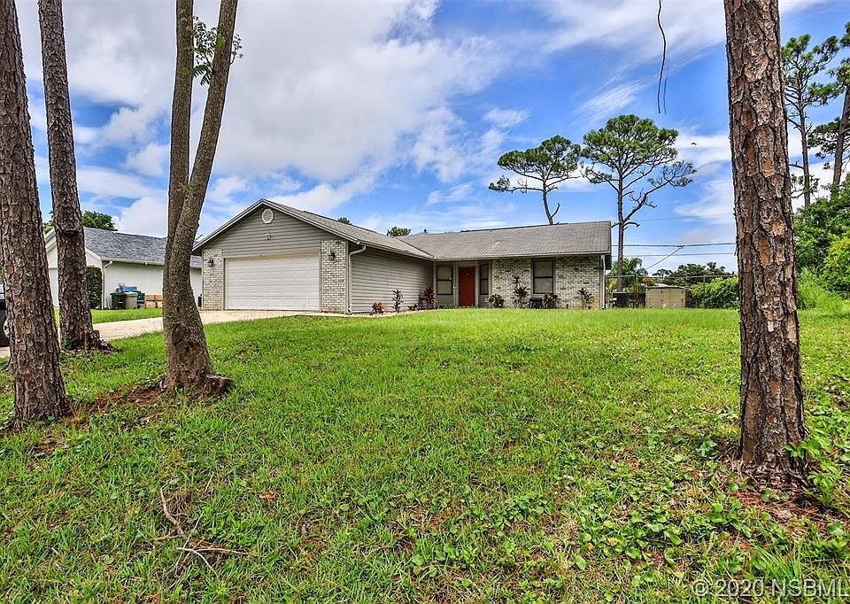 1st image of 2621 Travelers Palm Dr