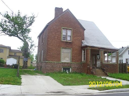 1st image of 706 E Kent St